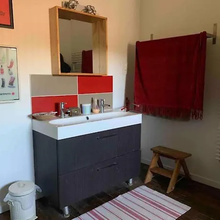 Hotel Petite Chambre, Grand Confort Comme A La Maison Sommieres-du-Clain